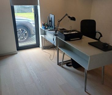 Energiezuinig instapklaar appartement met ruim terras en 2 slaapkam... - Photo 2