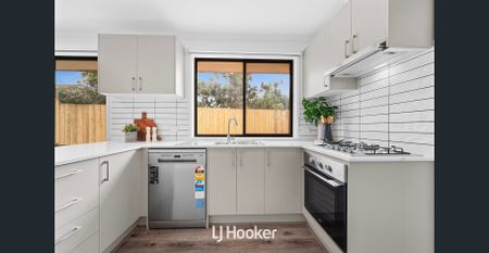 Fully Renovated Home in Prime Location! - Photo 4