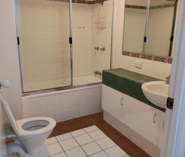 3 Bedroom 2 Bathroom - Fully rurnished in a beautiful tropical resort - Photo 6