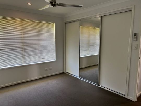 Neat and Tidy 4 Bedroom Home Close to Everything&excl; - Photo 1