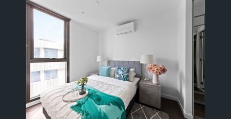 Fully Furnished 2 bedroom 2 bath 1 car 1 storage - Photo 5