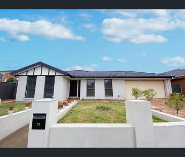 13 Paringa Way, Burnside, Vic 3023 - Photo 4