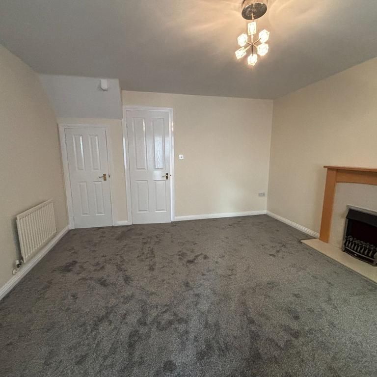 2 bedroom semi-detached house to rent - Photo 1