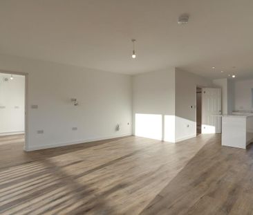 4 bedroom detached house to rent - Photo 1