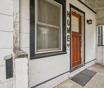 For Lease - 78 Eighth Avenue, Brantford, Ontario - Photo 2