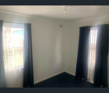125 Vary St, Morwell, Vic 3840 - Photo 6