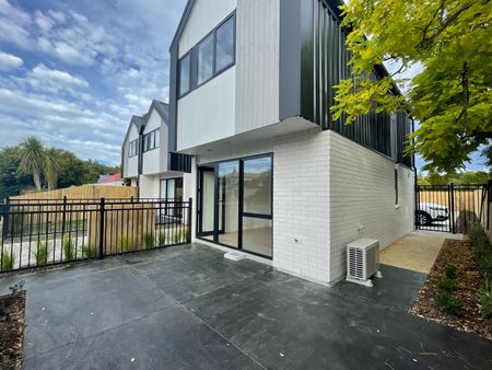 191 England Street, Linwood - Photo 2