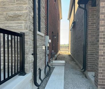 For Lease - 77 Suzuki Street Unit# Lower, Barrie, Ontario - Photo 2