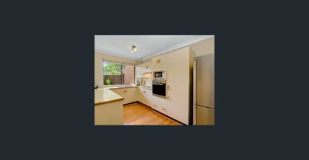 Ground floor apartment with courtyard - Photo 3