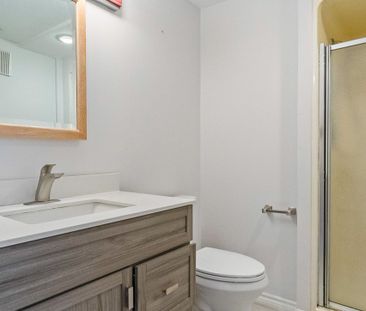 For Lease - 2749 Truscott Drive, Mississauga, Ontario - Photo 6