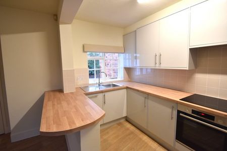 North Field Cottage, Lake End Road, Dorney,SL4 - Photo 3