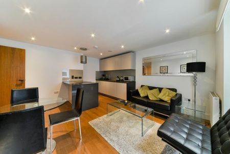 1 bedroom flat to rent - Photo 2