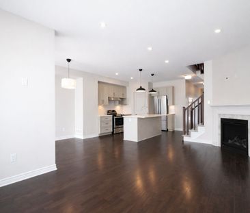 For Lease - 527 Sonmarg Crescent, Barrhaven, Ontario - Photo 2