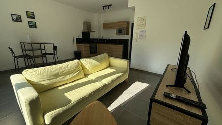 Rue de Cambrai - Photo 2