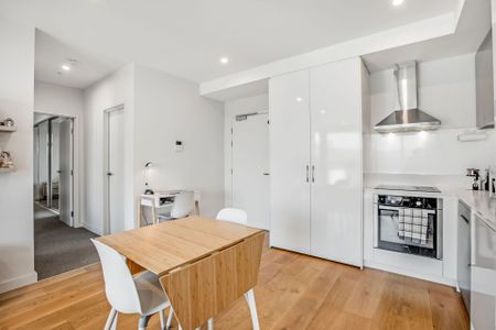 Modern City apartment with style and convenience - Photo 5