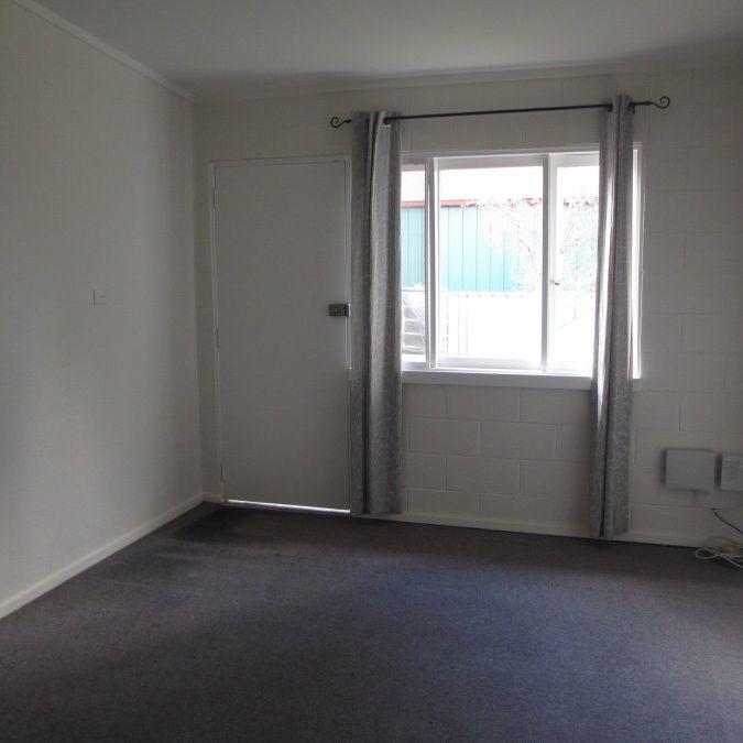 COSY ONE BEDROOM UNIT - Photo 2