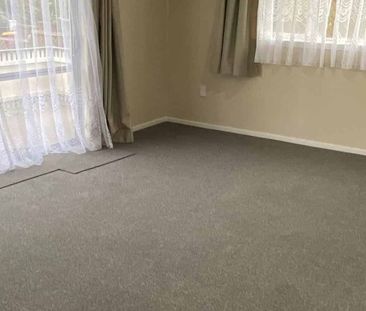 20 Kingsway Crescent - Photo 2