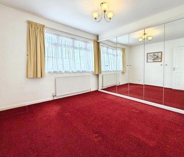 4 bedroom detached house to rent - Photo 6