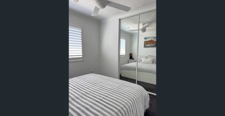 Coastal Apartment Between Surfers Paradise & Broadbeach - Photo 5