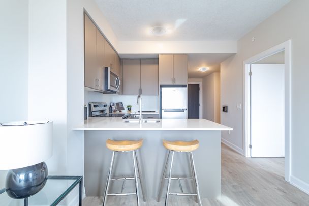 For Lease - 3220 William Coltson Avenue Unit# 1503, Oakville, Ontario - Photo 1