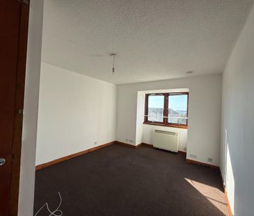 3 bedroom maisonette to rent - Photo 1