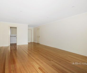 2/12 Hyde St, Diamond Creek - Photo 1