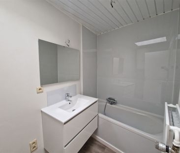 Bel appartement 1 ch rénové (+/- 51m²) au centre-ville - Photo 1