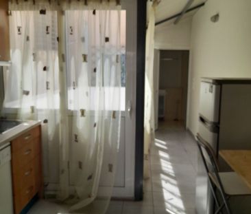 Studio/Γκαρσονιέρα για ενοικίαση Πλατεία Κλαυθμώνος (Κέντρο) - Photo 3