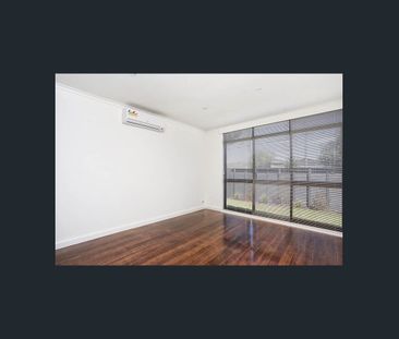 Comfort, Convenience and Courtyard Living - Photo 1