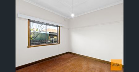 3 Bedroom Unit in a Great Location - Photo 5