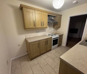 82 Ballycraigy Ring, Larne, BT40 2ET - Photo 5