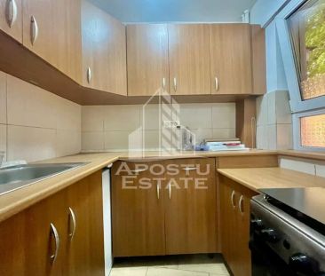 Apartament 2 camere, zona Intim - Fotografie 2