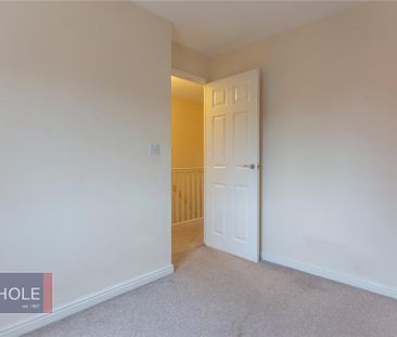 3 bedroom semi-detached house to rent - Photo 6