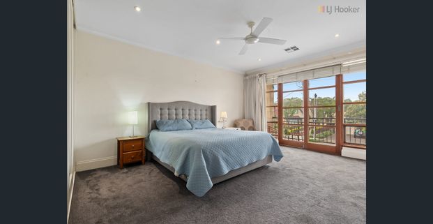 Beautiful Lockleys Furnished Home Between the Beach and the City - Photo 1