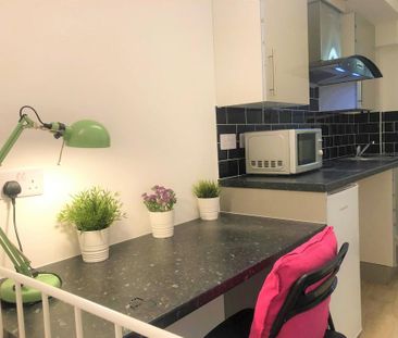 Studio to rent - Photo 5
