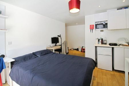 Studio to rent - Photo 3