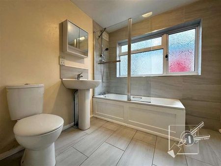 Alfred Road, Gravesend, DA11 - Photo 4