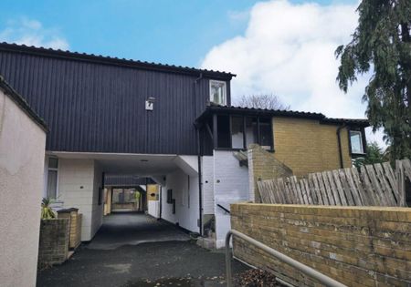 Kiln Shaw, Langdon Hills, Basildon SS16, London - Photo 3