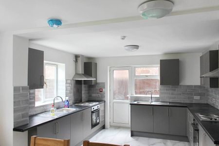 6 bedroom house share to rent - Photo 5