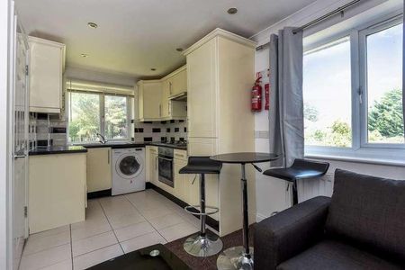 Headington, Oxford, OX3 - Photo 5