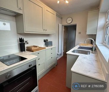 2 bedroom terraced house to rent - Photo 3