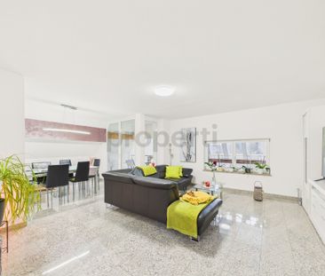 Renovierte 4.5-Zimmer Maisonette in historischem Bauernhaus mit Bal... - Foto 1