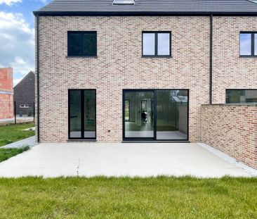 Woning te huur in Sint-Joris-Weert voor € 1.795 met 4 slaapkamers - Foto 2