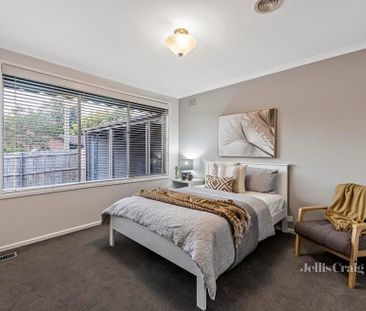 5 Smithdene Avenue, Ringwood East - Photo 1