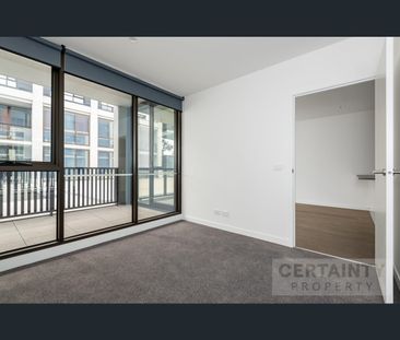 104B/72 Ascot Vale Road, Flemington, Vic 3031 - Photo 3