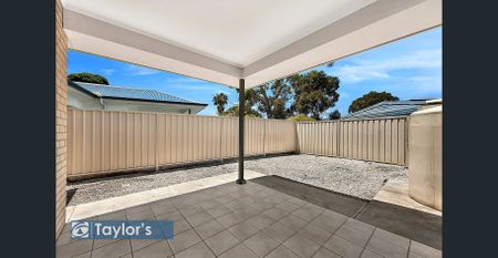 EASY TO MAINTAIN 3 BEDROOM HOME - Photo 5