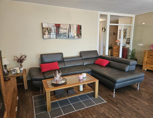 Geräumige 2-Raum-Wohnung in gepflegter Wohnanlage *Tiefgaragenstellplatz - Foto 1