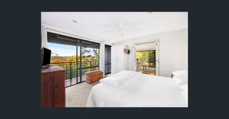 Peaceful Treetop Retreat with Pittwater Views - Photo 4