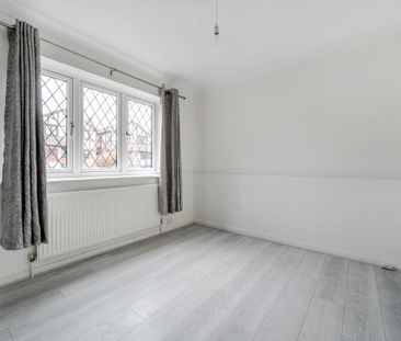 Hotham Close, Sutton At Hone, Dartford, DA4 9ET - Photo 4