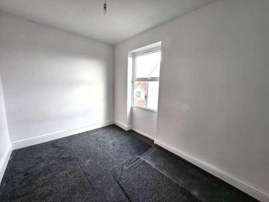 Lantern Road, Dudley, DY2 - Photo 1